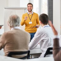 Weiterbildung in einem Seminar | © AdobeStock-169701748